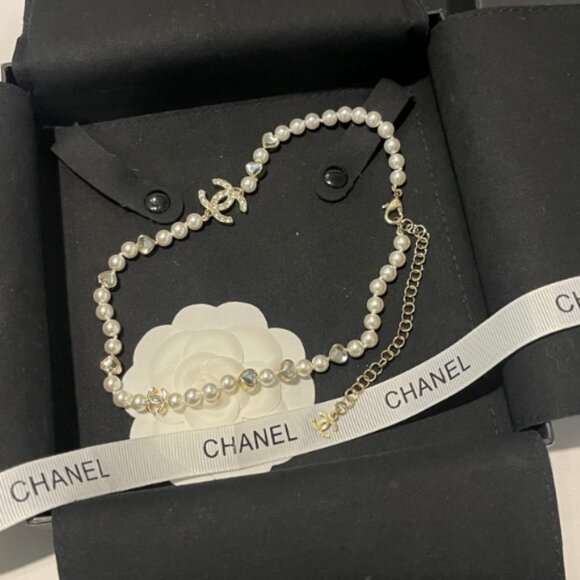 Chanel Pearl Necklace - Picture 2 of 5